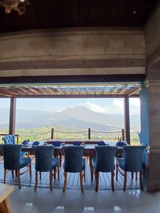 Lakeview Hotel & Restaurant Kintamani thumbnail 4