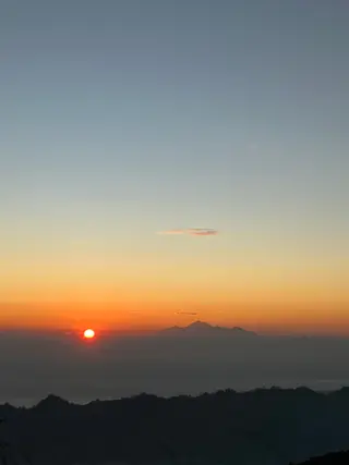 Lakeview Sunrise Jeep Tour With Hot Spring And Lunch media 2