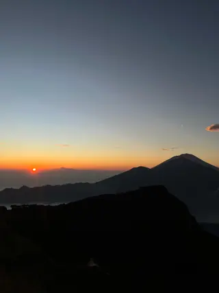 Lakeview Sunrise Jeep Tour With Hot Spring And Lunch media 3