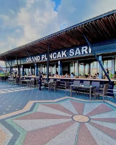 Grand Puncak Sari Restaurant