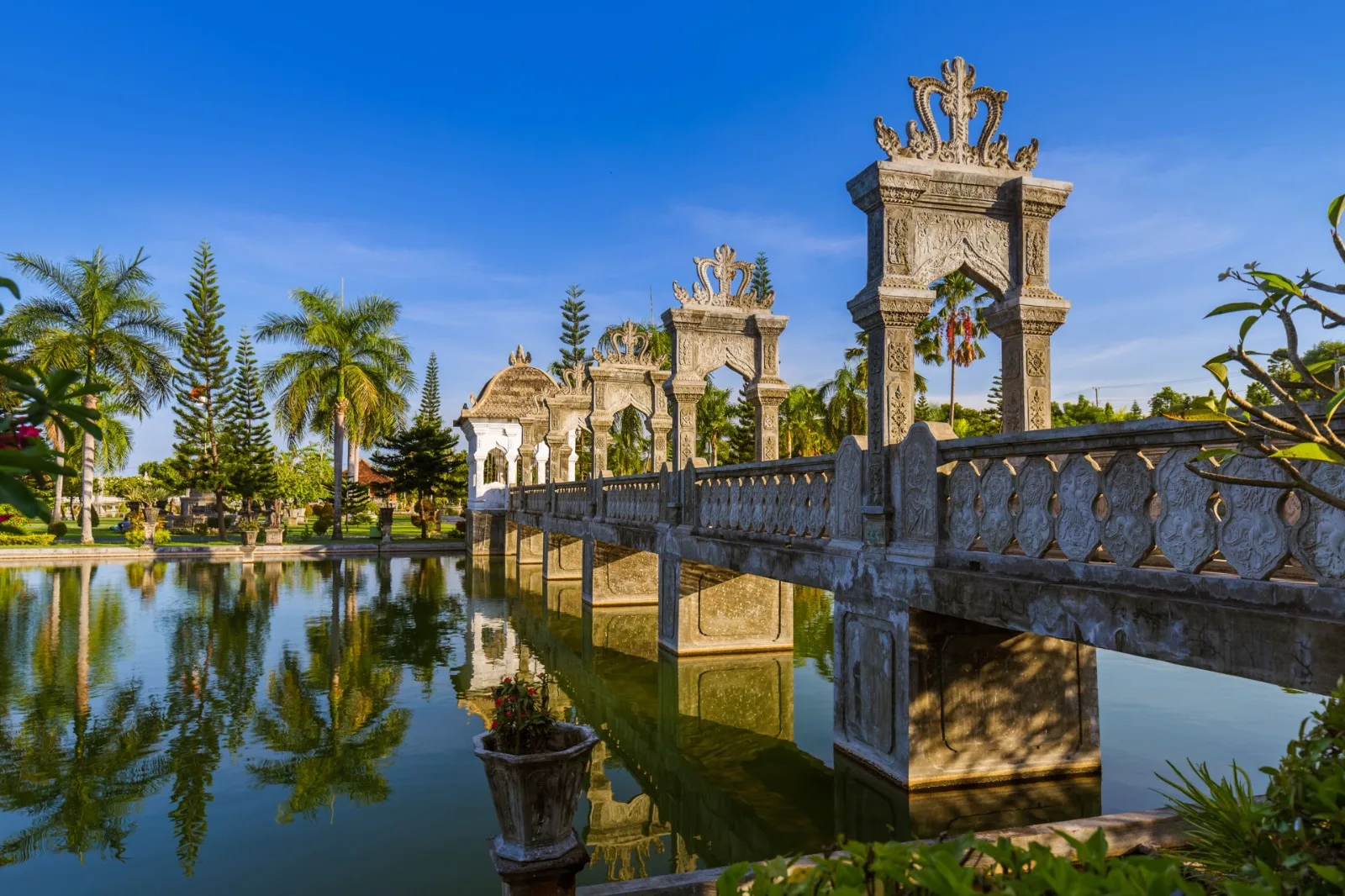 Taman Ujung Water Palace