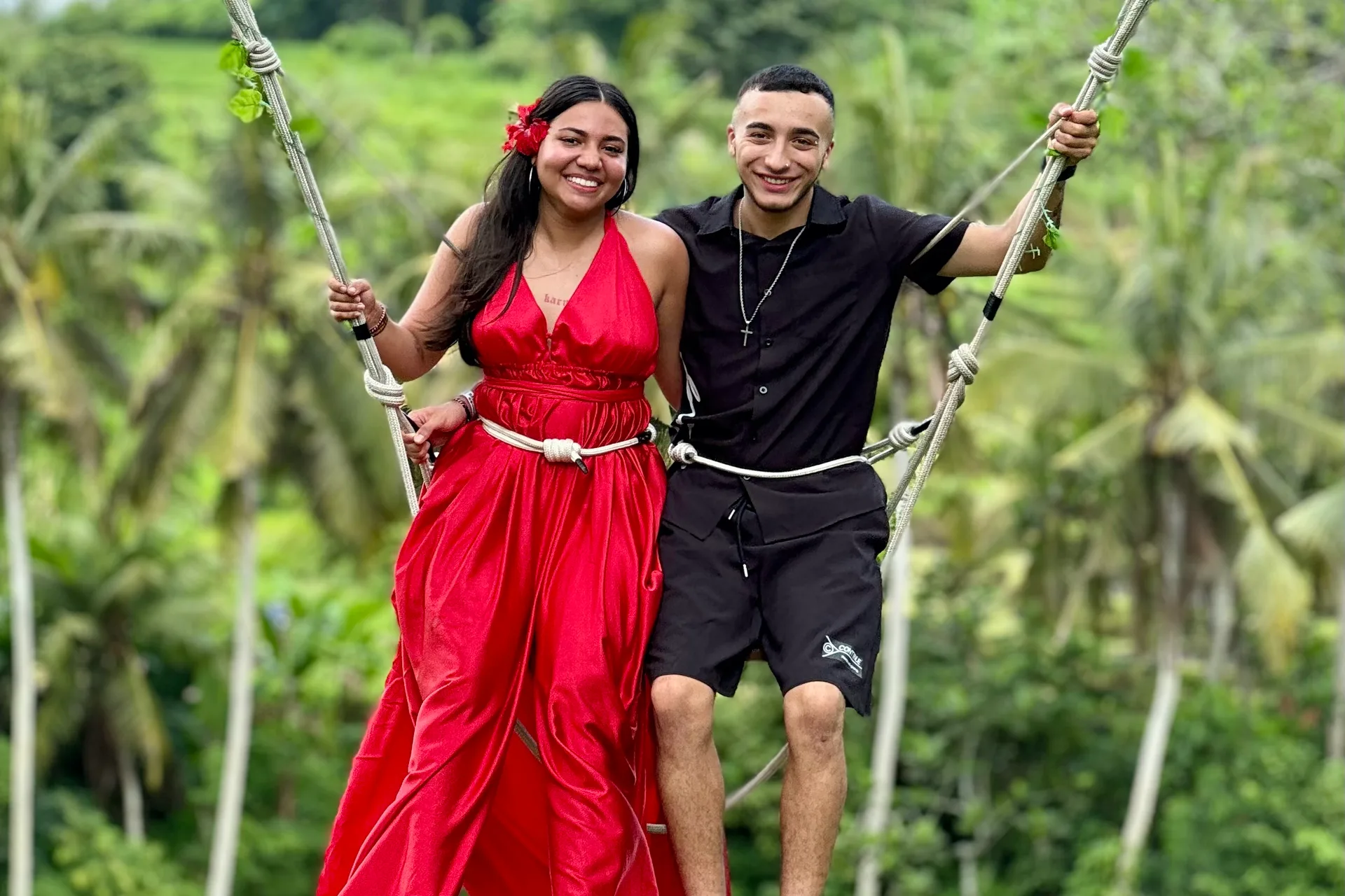 Romantic Swing & Scenic Escape – Couple Pass.