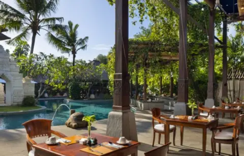 Pesisi Restaurant Sanur thumbnail 2