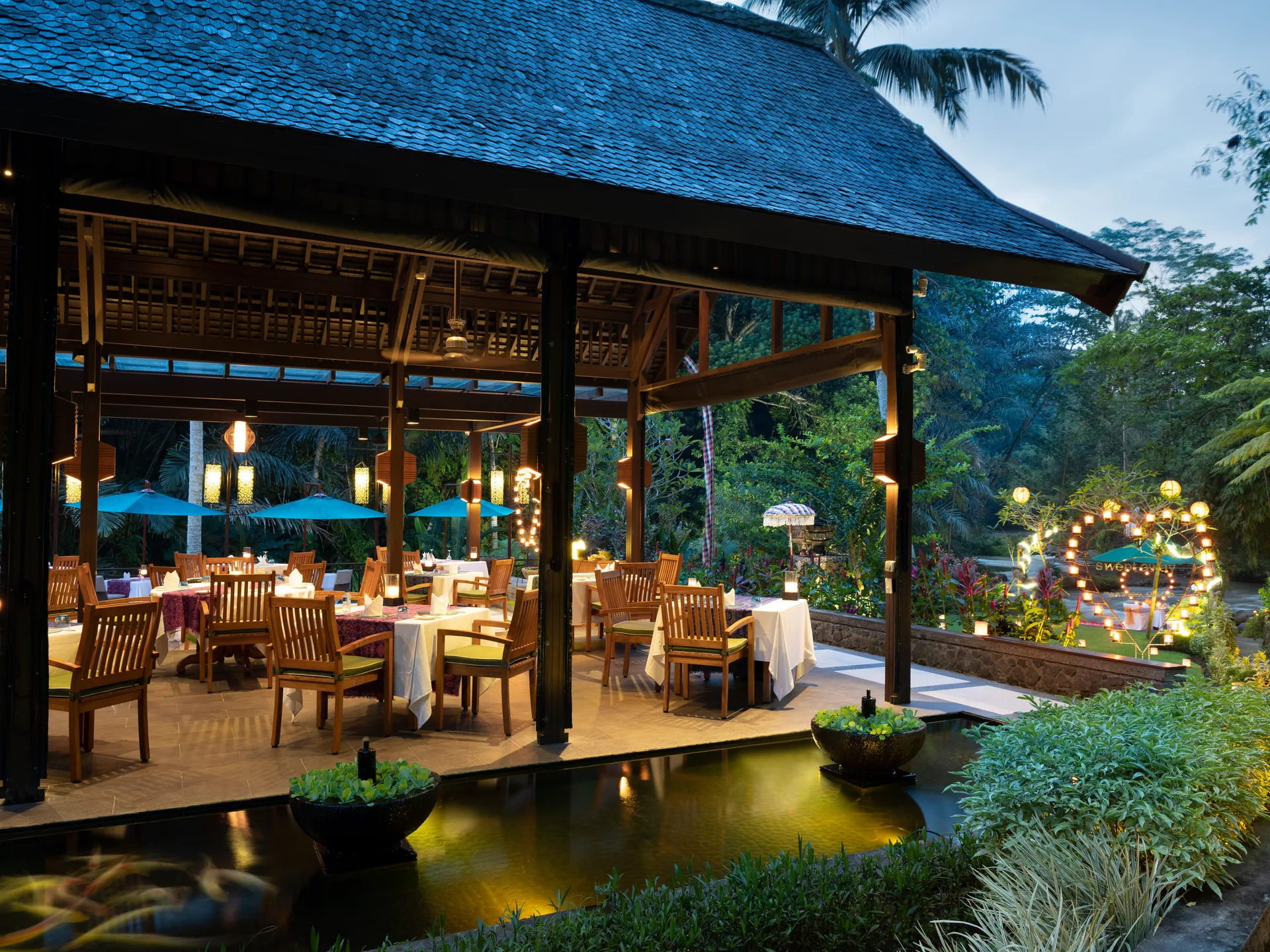 Swept Away & Scene Restaurant by The Samaya Ubud thumbnail 1