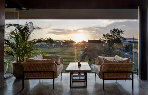Elys Kitchen Seminyak thumbnail 3