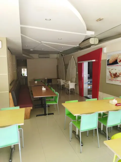 Ayam Tulang Lunak Malioboro, Kuta thumbnail 1