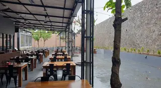 Sentosa Seafood Serangan Bali, Sanur thumbnail 4