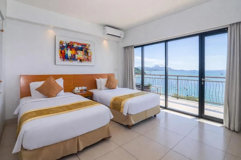 Superior Sea View Twin