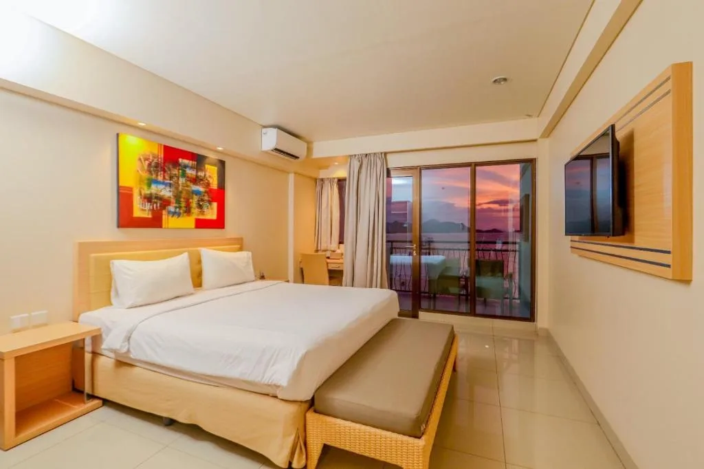 Premiere Sea View King