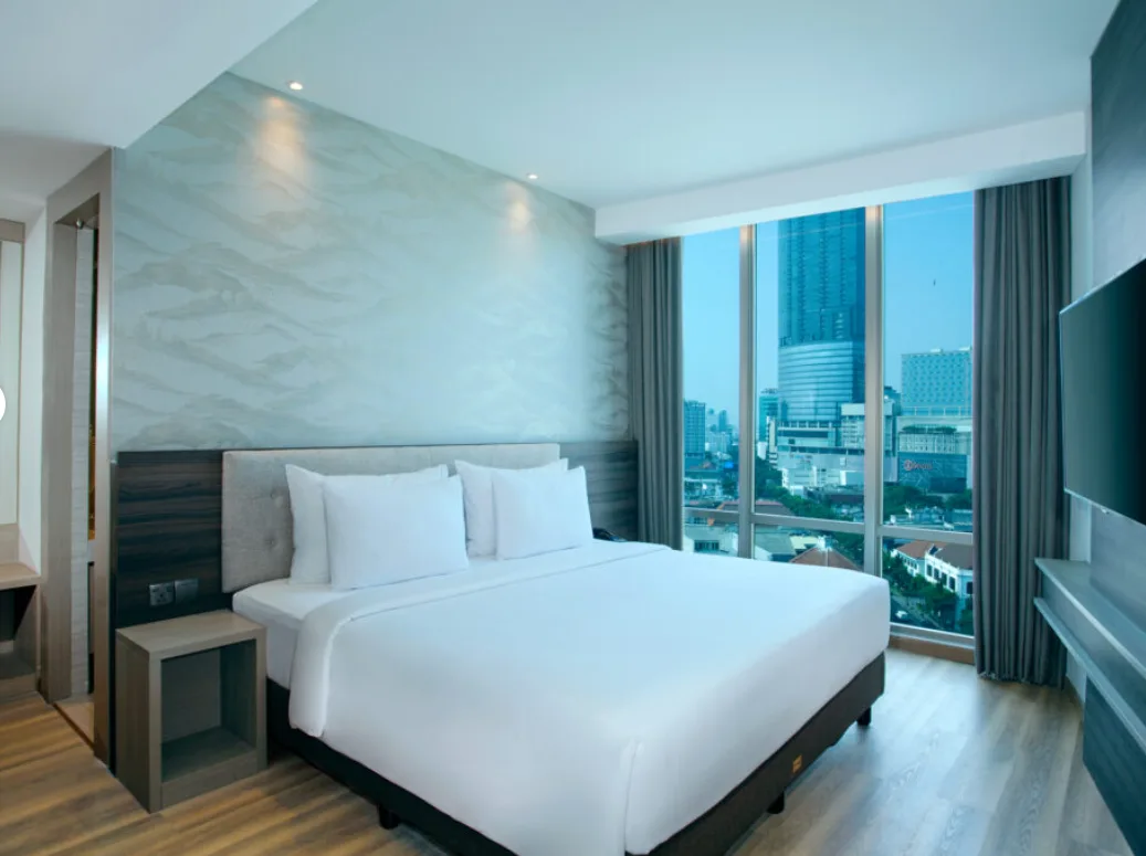 Business Room King Bed