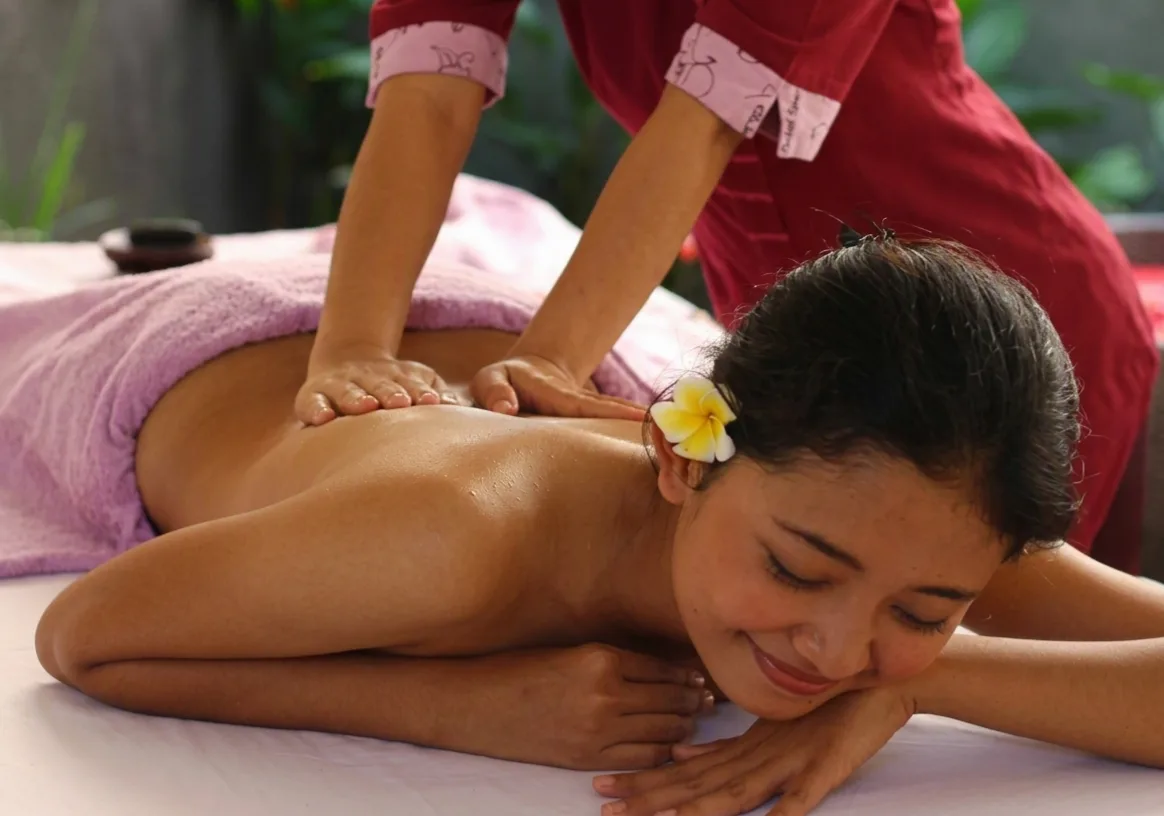 120 Minutes Balinese Relaxing Massage In Kuta photo 4