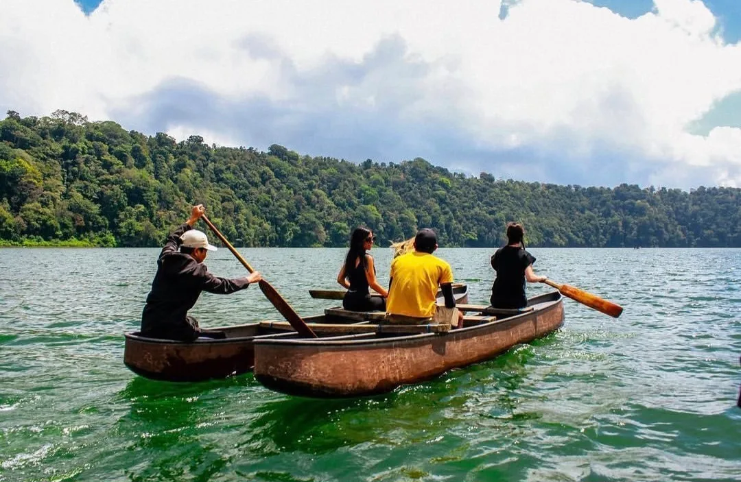 Bali Rainforest Expedition: Finn Komodo, Trekking & Canoeing In North Bali