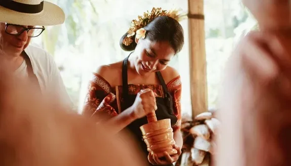 Traditional Balinese Herbal Jamu Loloh Making Class Samsara Living Museum