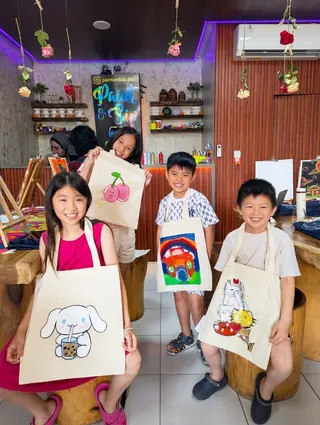 Paint and Sip Art Workshop Studio in Ubud media 2