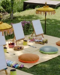 Private Picnic Paint