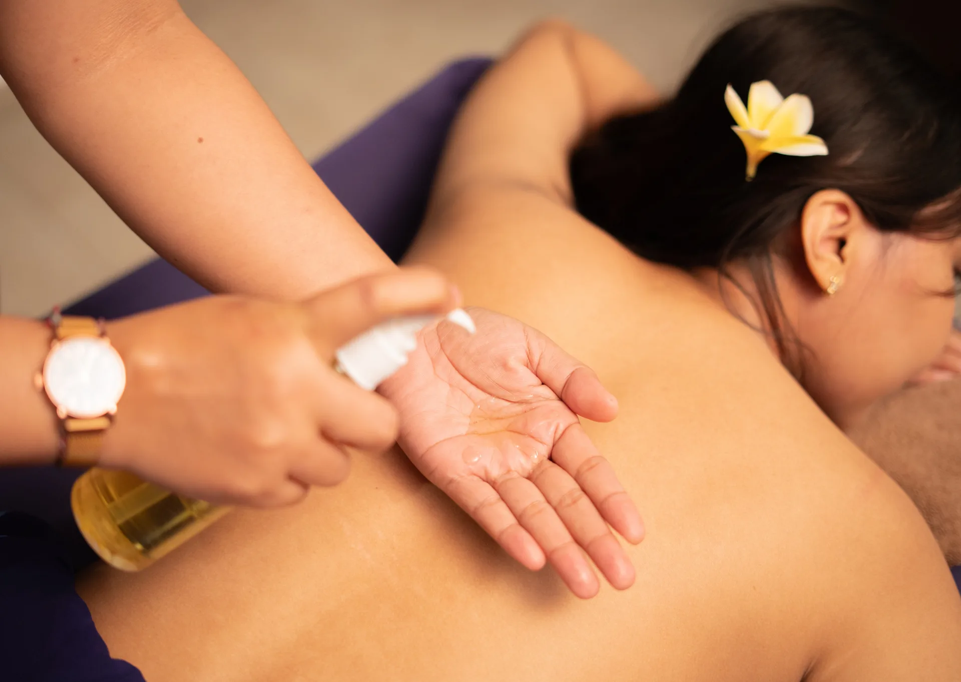 1 Hour Relaxing Body Massage