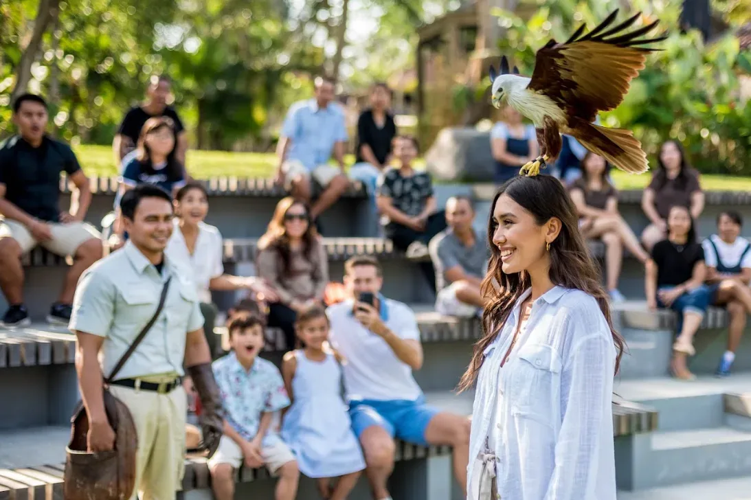 Bali Bird Park Adventure with Authentic Crispy Duck Lunch Standard Rate