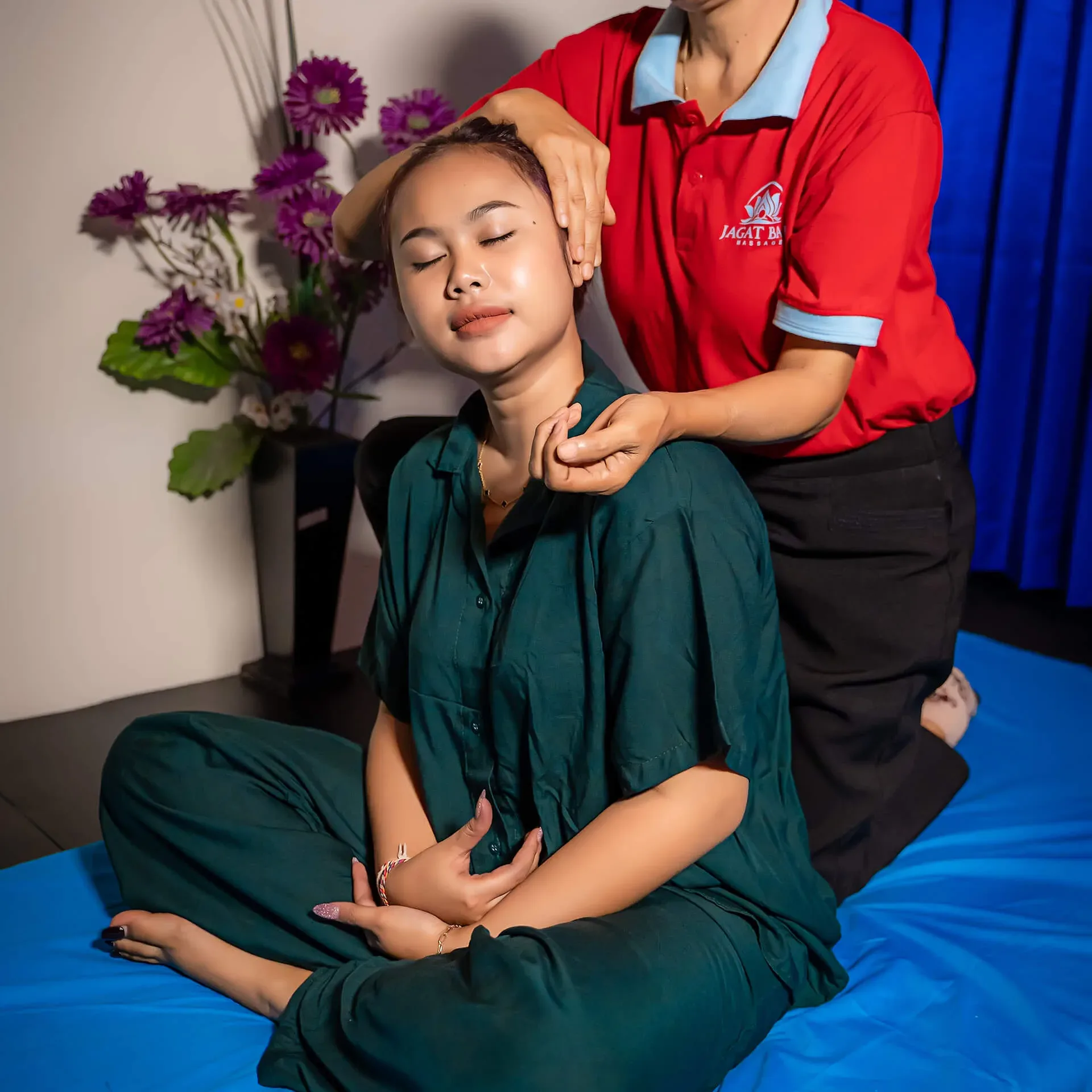 Traditional Thai Massage Deep Stretching and Energy Alignment Jagat Bali Massage