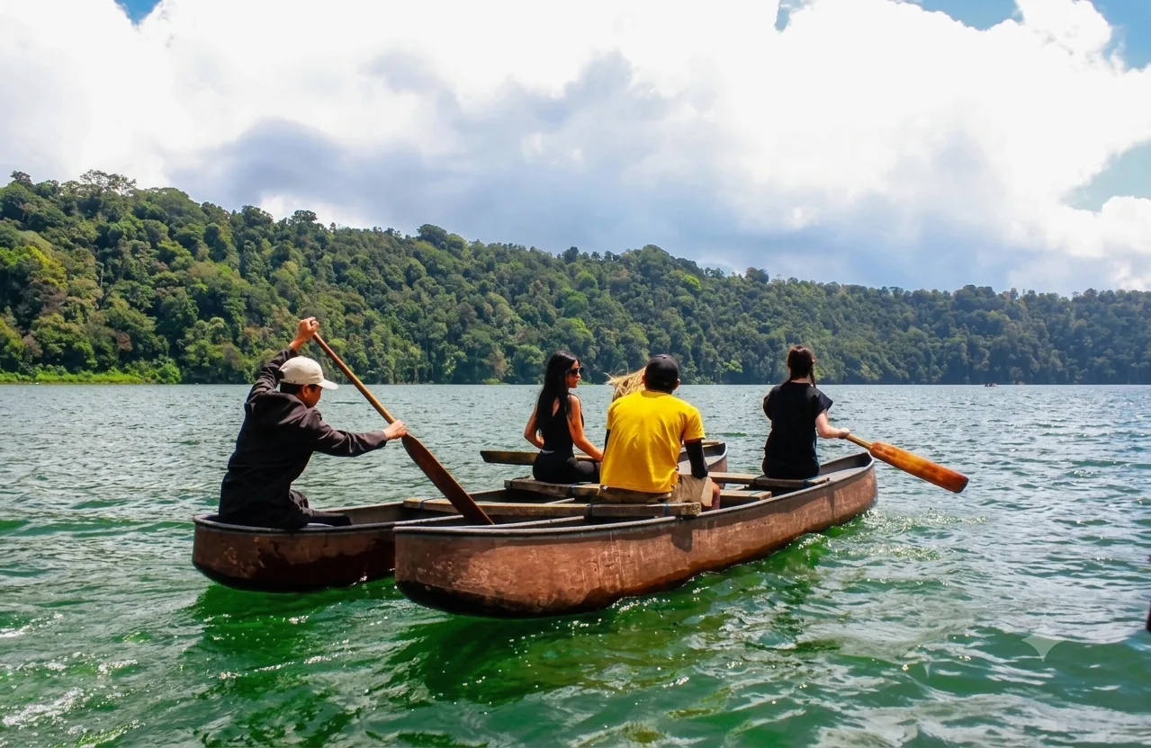Bali Rainforest Expedition: Finn Komodo, Trekking & Canoeing In North Bali